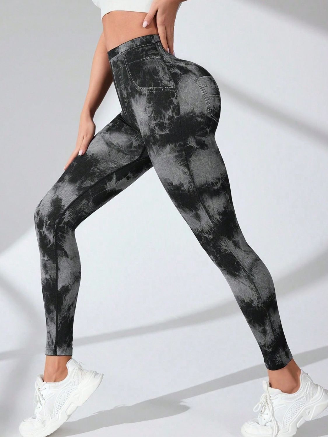 Vivid Twist High-Waist Leggings